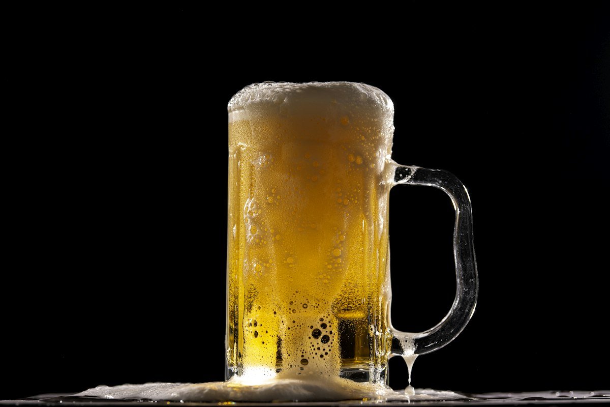 Best Non-Alcoholic Lagers (Top 8, Ranked and Tasted)