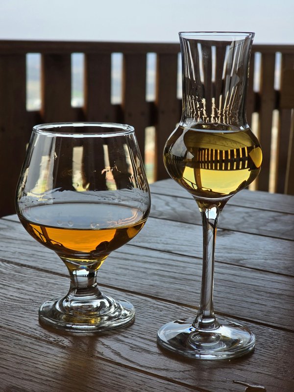 Homemade Brandy Substitutes for Non-Alcoholic Cocktails